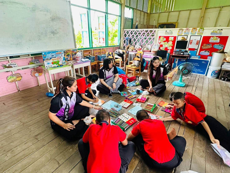 โครงการจิตอาสา “ครูไม่ใหญ่ แต่ใจใหญ่มาก”