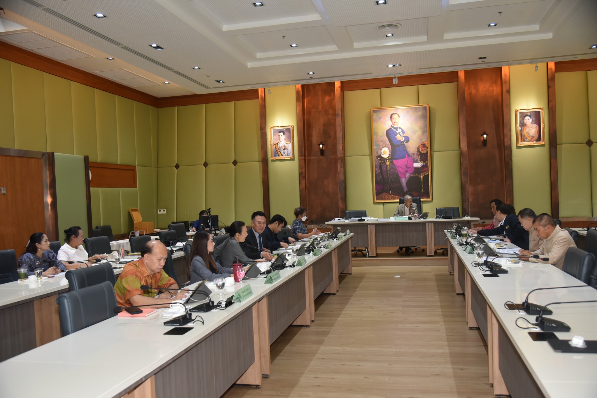 (06/06/2568) ประชุมคัดเลือก รางวัลเพชรพระนคร ประจำปี 2568 ณ ห้องประชุมสมันตเนศ อาคารเรียนรวมและอำนวยการ